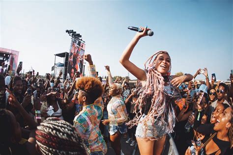 De Lekkerrijpe Bekroning van het Afrobeat Festival: Een Muzikale Overrompeling en een Viering van Culturele Identiteit